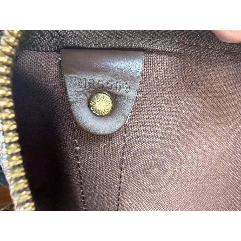 Louis Vuitton please see